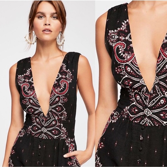 NWT Free People Setting Sun Black Print Deep V-Neck Romper in Size Small - Picture 2 of 13
